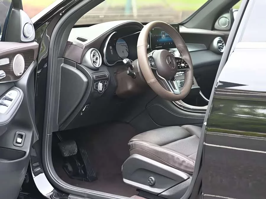 Mercedes Benz GLC