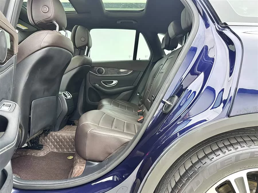Mercedes Benz GLC