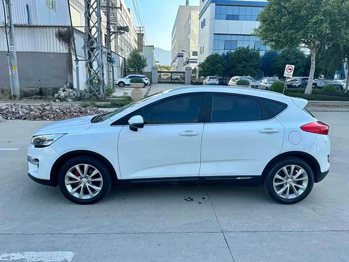 Geely Emgrand GS