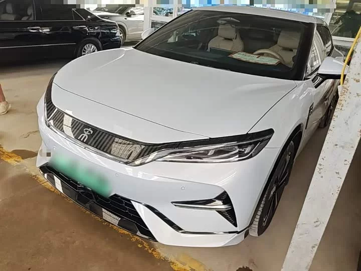 BYD Song L EV