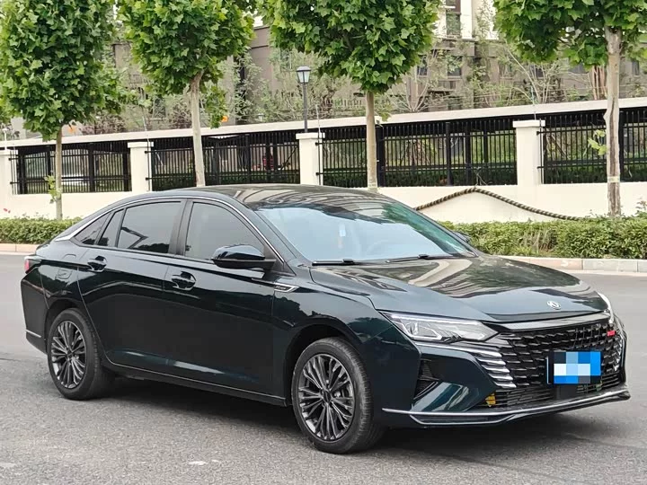 Dongfeng Yixuan MAX