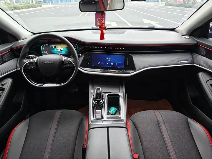 Dongfeng Yixuan MAX