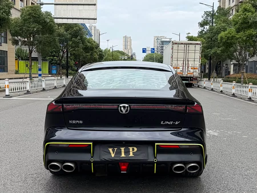 Changan UNI-V