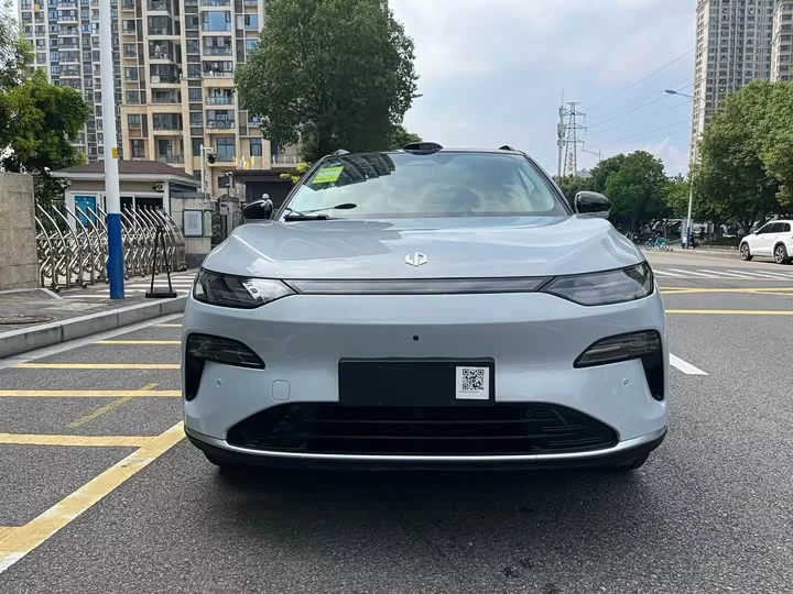 Leapmotor Zero running C11