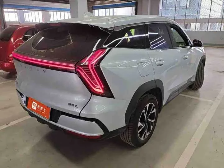 Geely Boyue L