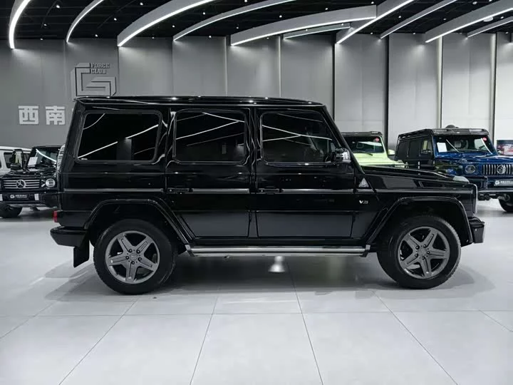 Mercedes-Benz G-rated