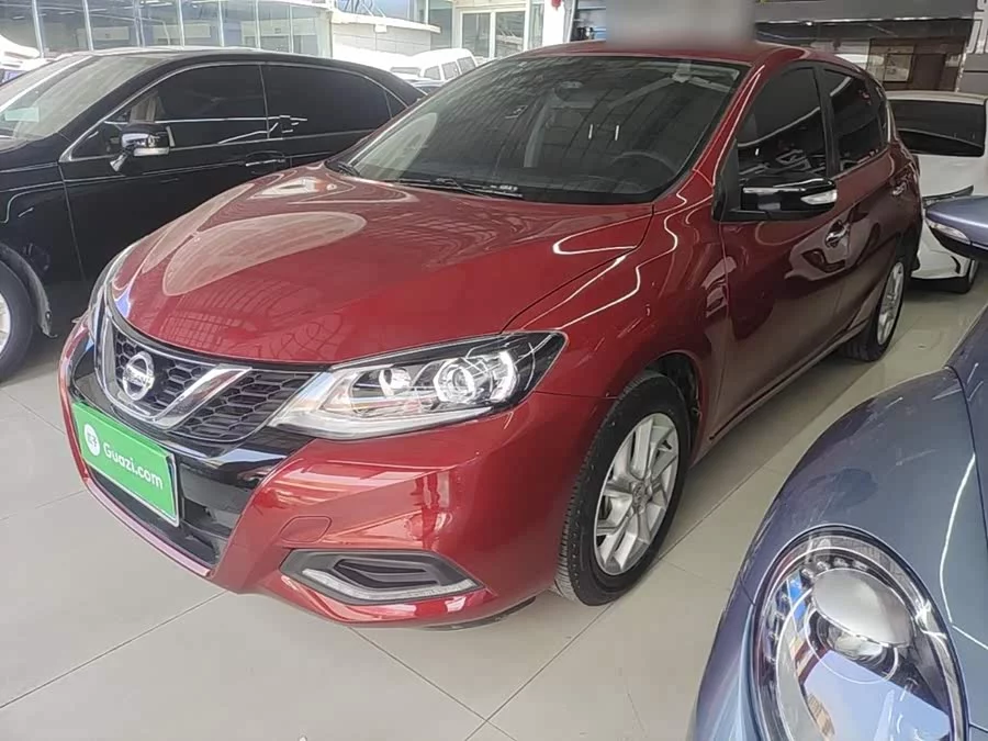 Nissan Tiida