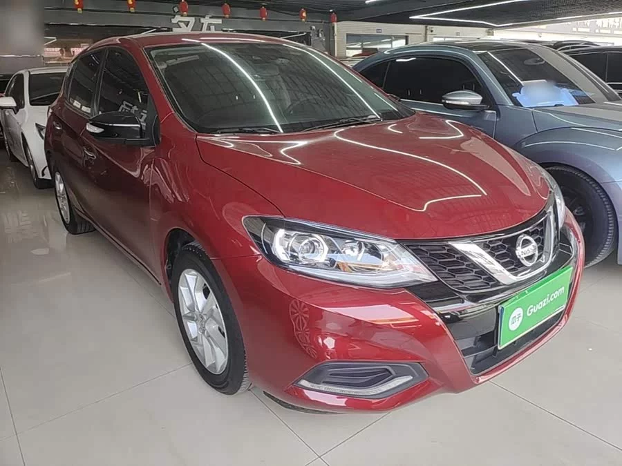 Nissan Tiida