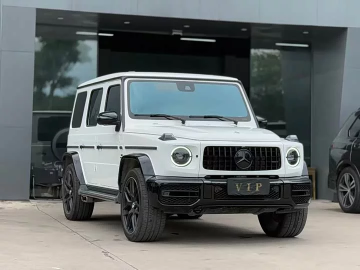 Mercedes-Benz G-rated