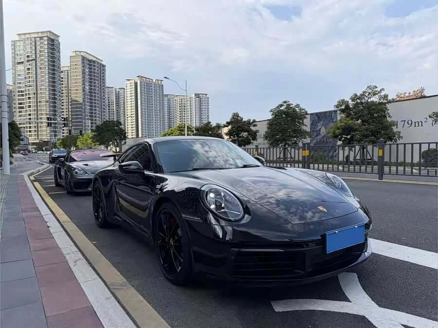 Porsche 911