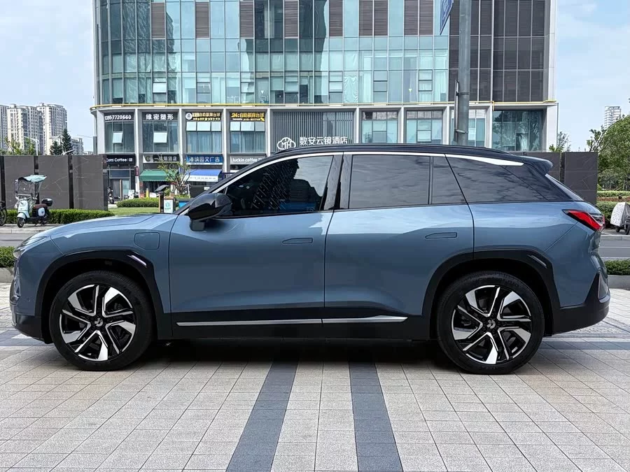 NIO ES6