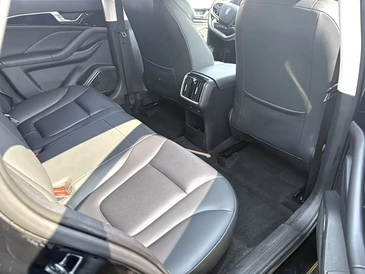 FAW Besturn B70