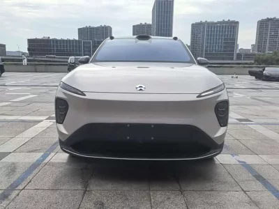 NIO EC7