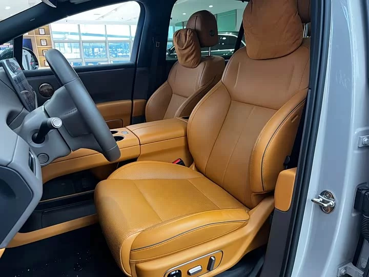 Li Ideal i8