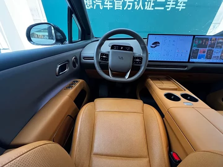 Li Ideal i8