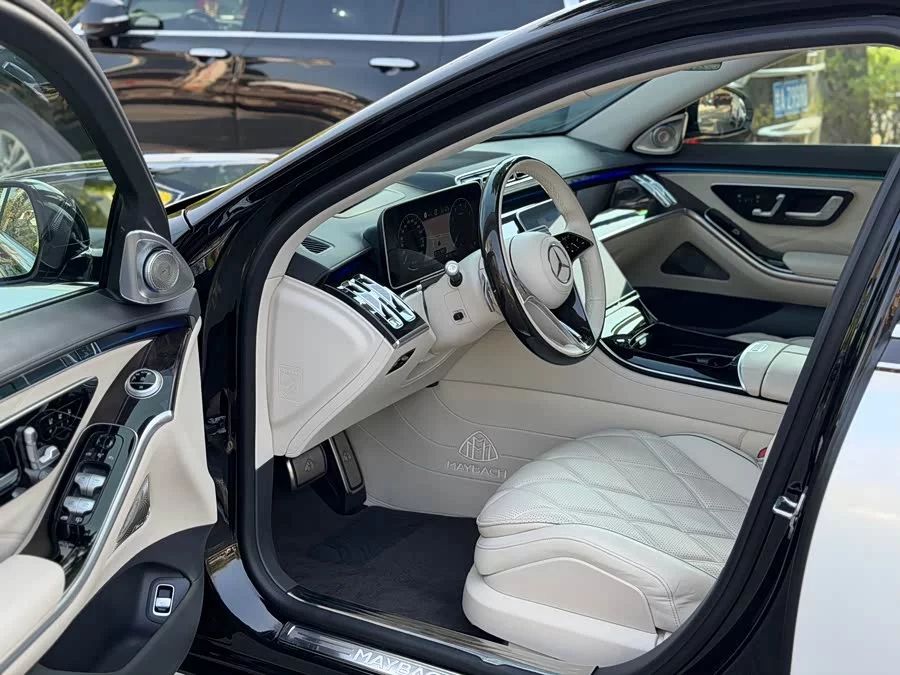 Mercedes Benz Maybach S-Class