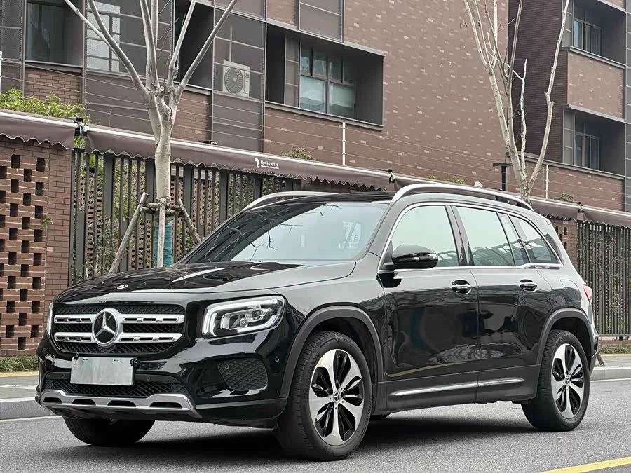 Mercedes Benz GLB