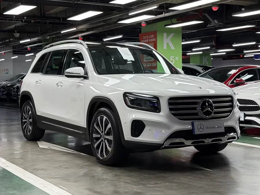 Mercedes Benz GLB