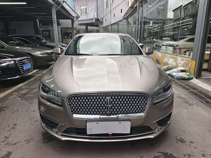 Lincoln MKZ