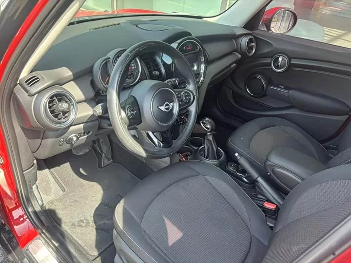 MINI 