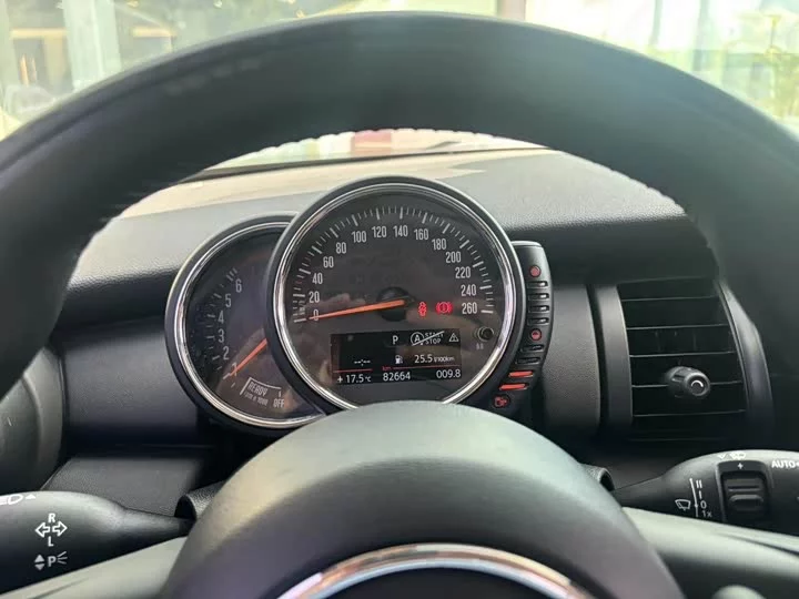 MINI 
