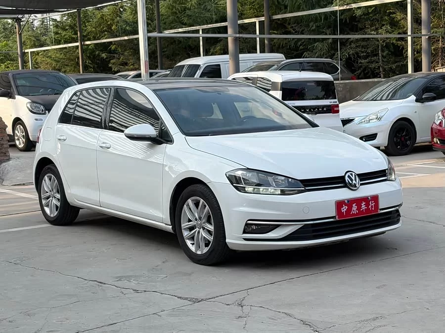 Volkswagen golf