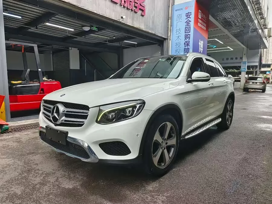 Mercedes Benz GLC