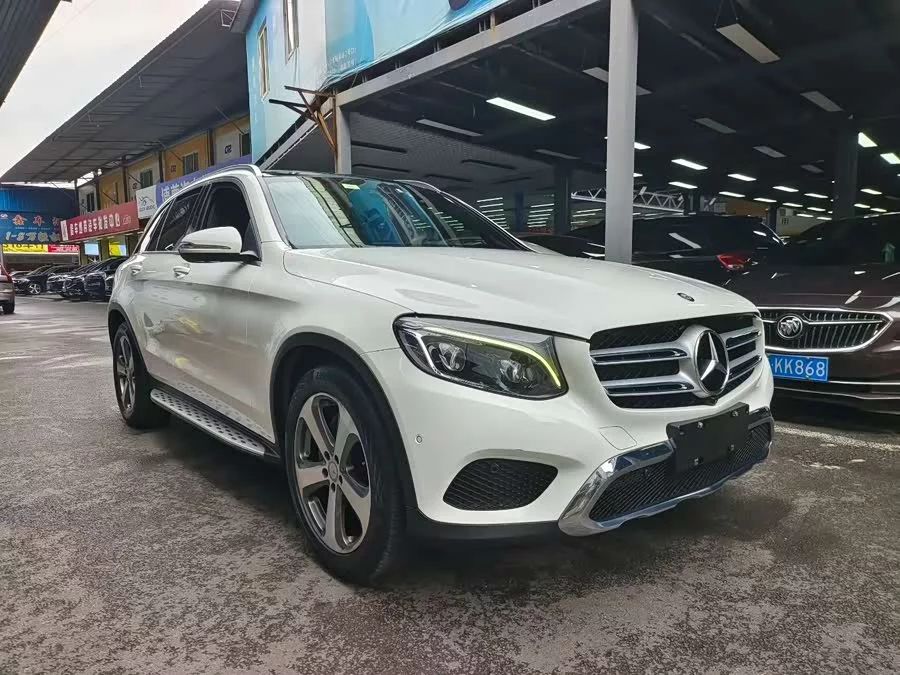 Mercedes Benz GLC