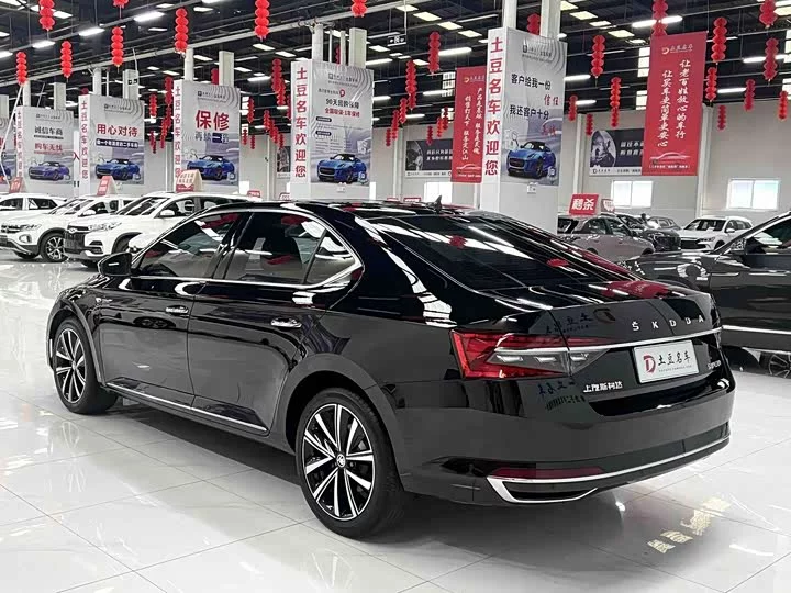 Skoda SuperB