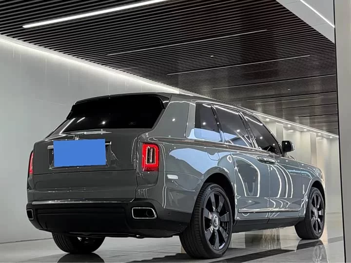 Rolls Royce Cullinan