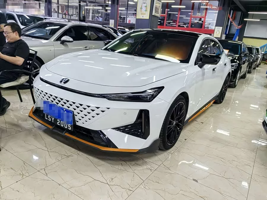 Changan UNI-V