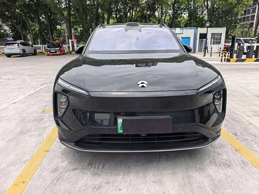 NIO ES6