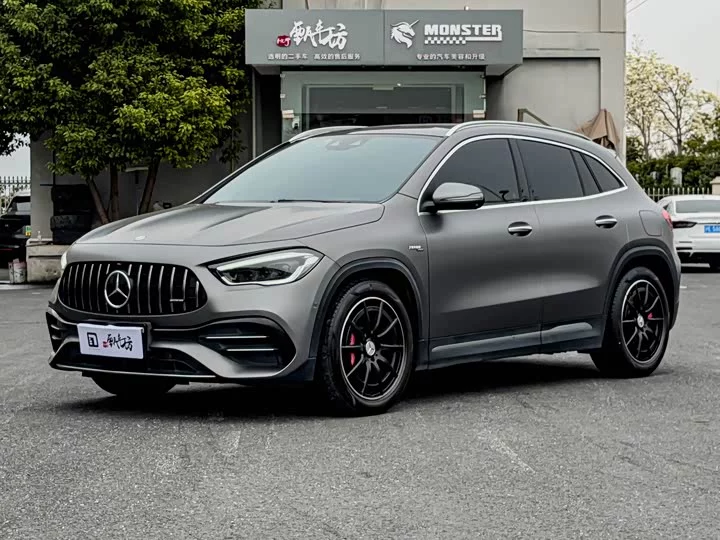 Mercedes-Benz GLA AMG