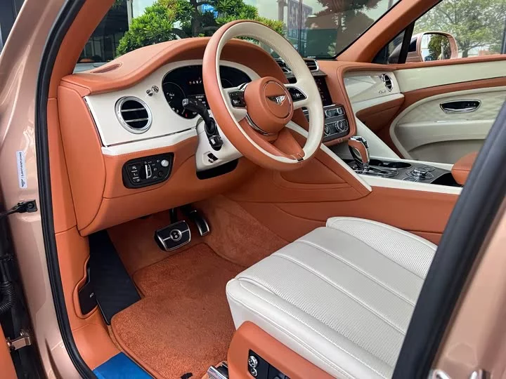 Bentley Bentayga