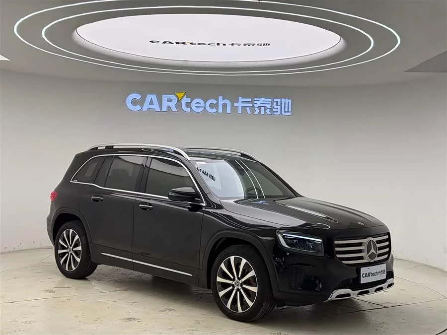 Mercedes Benz GLB