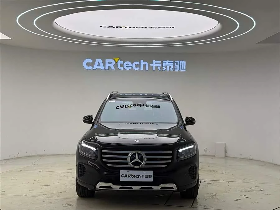 Mercedes Benz GLB
