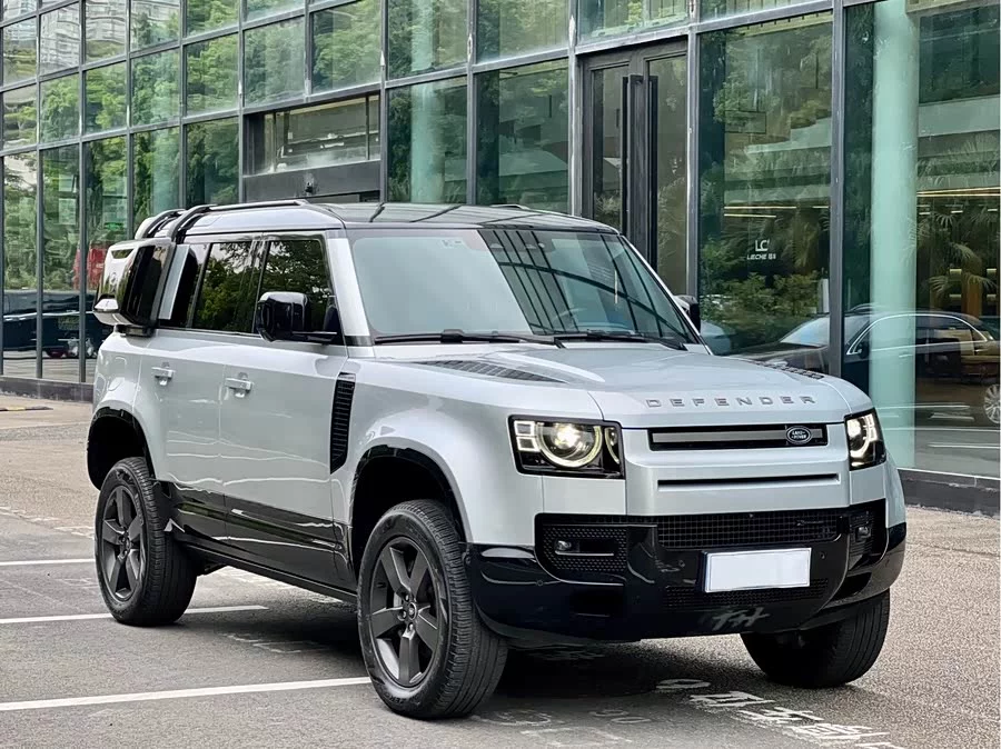 Land Rover guard