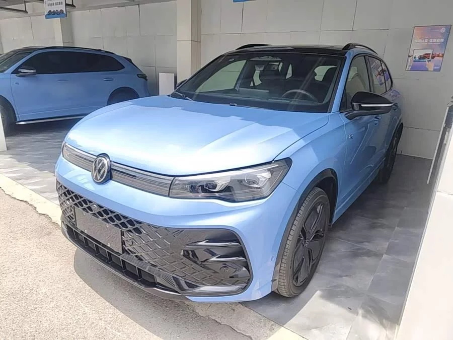Volkswagen Tiguan L