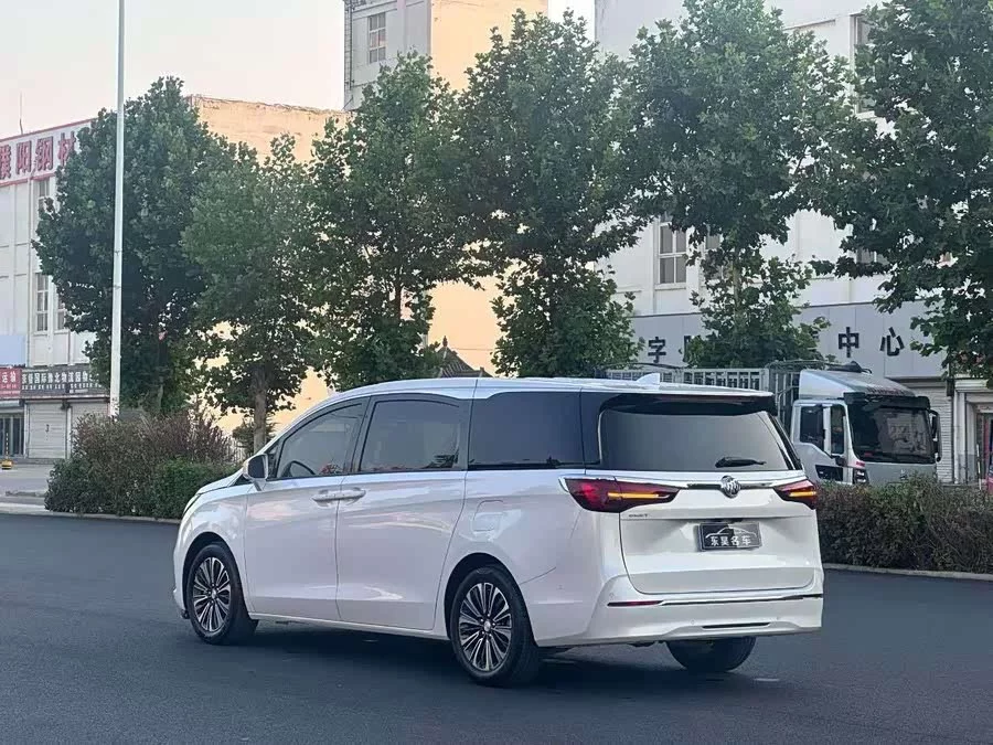 Buick GL8