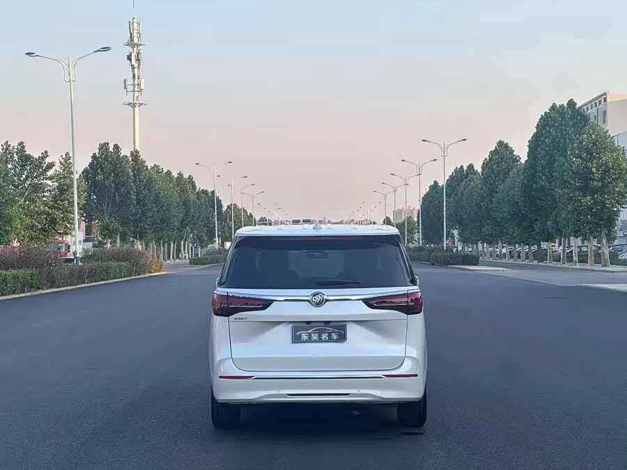 Buick GL8