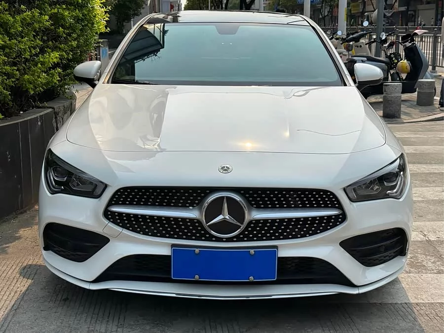 Mercedes-Benz CLA