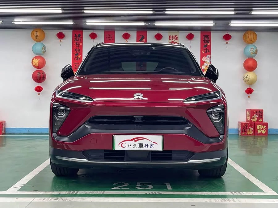 NIO ES6