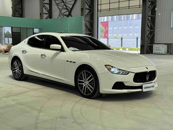 Maserati Ghibli