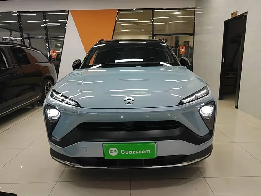 NIO ES6
