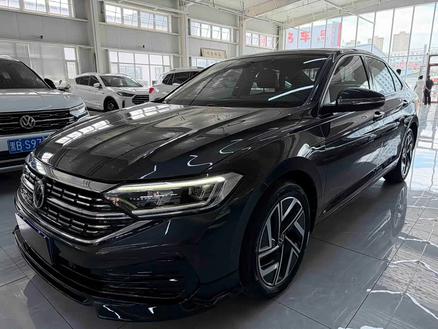 Volkswagen Sagitar