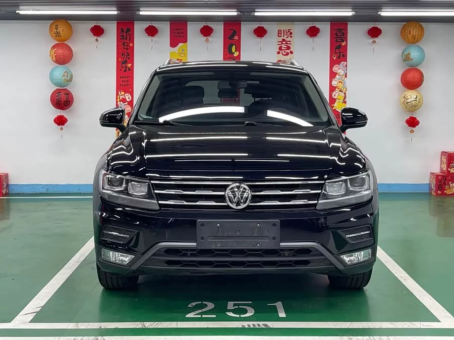 Volkswagen Tiguan L