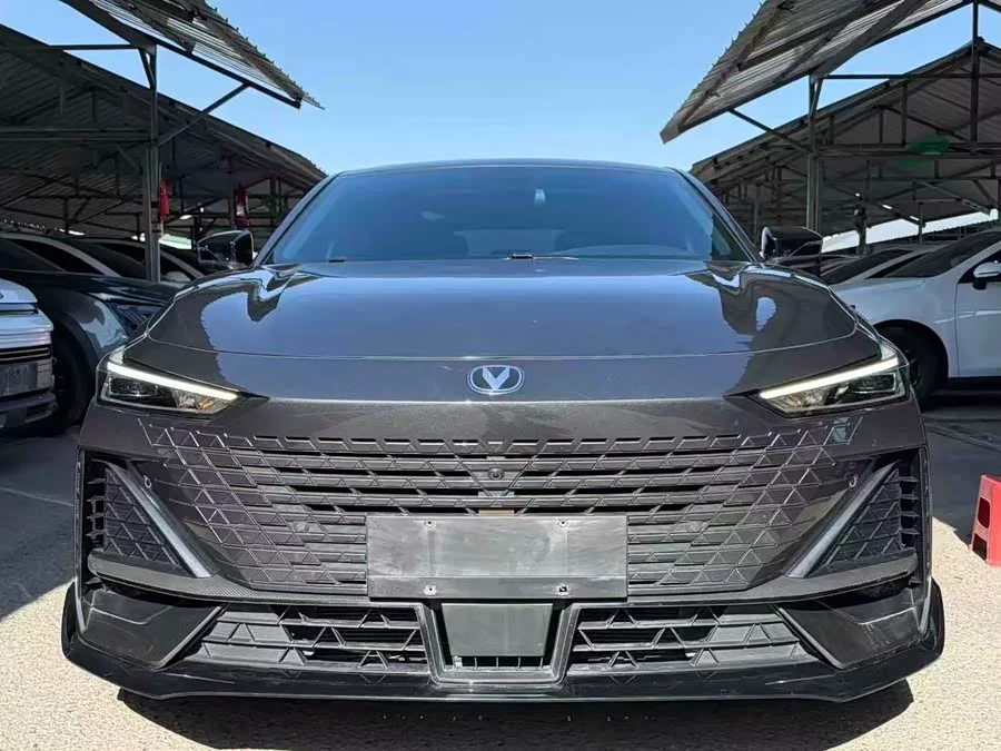 Changan UNI-V