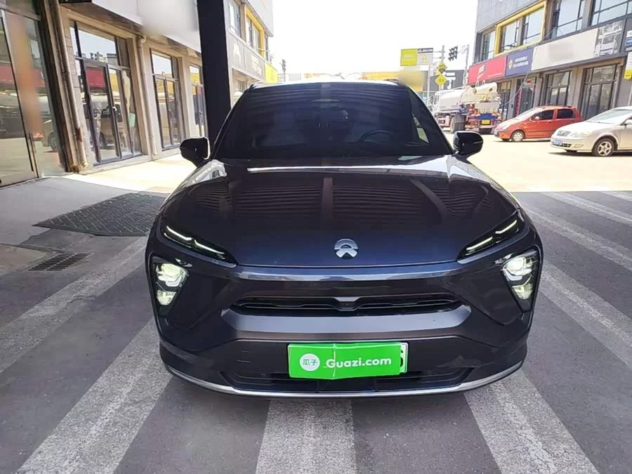 NIO ES6