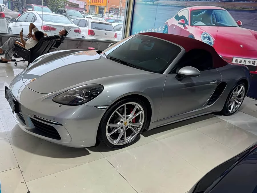 Porsche 718
