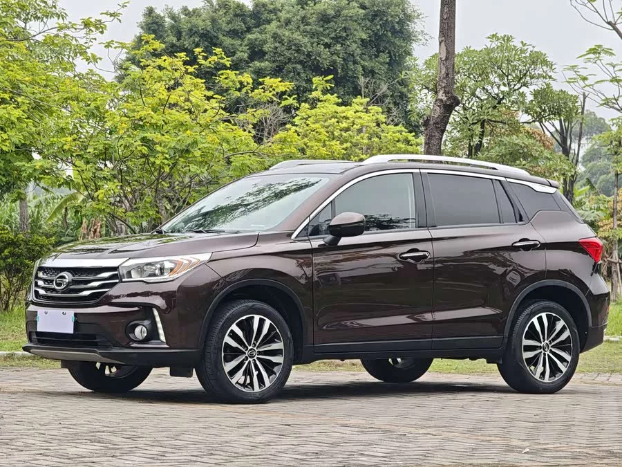 GAC Trumpchi GS4